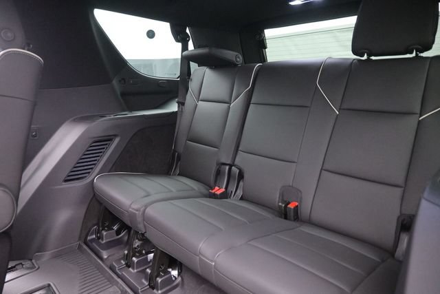 New 2026 Cadillac Escalade Luxury w/ LPO, Floor Liner Package AWD/4WD image 15