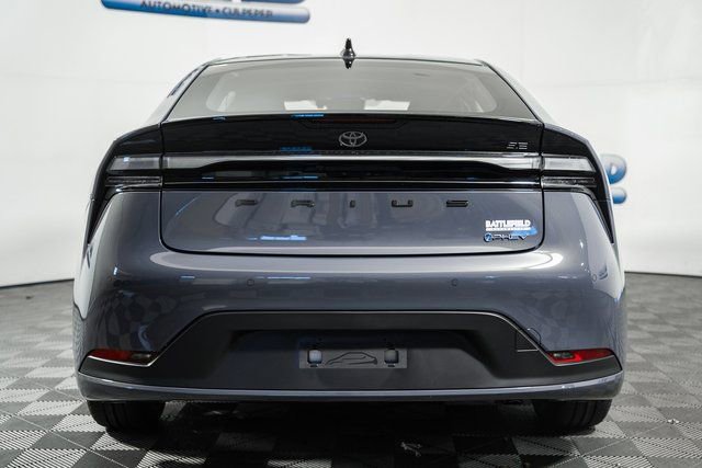 New 2026 Toyota Prius Plug-In Hybrid FWD image 5