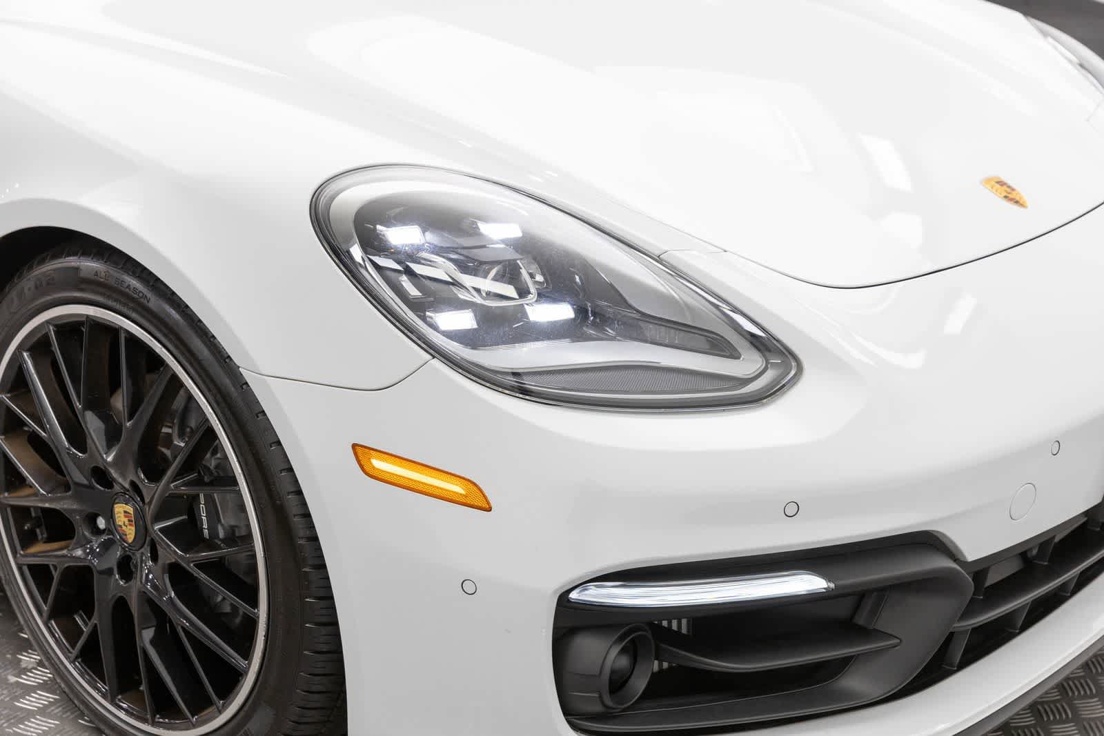 Used 2023 Porsche Panamera 4 Platinum Edition w/ Assistance Package AWD/4WD image 63