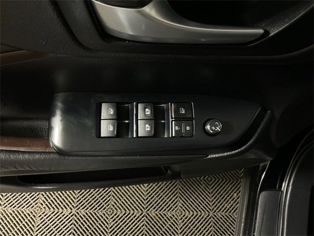 Used 2015 Toyota Highlander XLE image 16