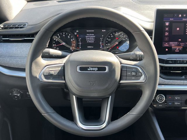 Used 2024 Jeep Compass Latitude image 14