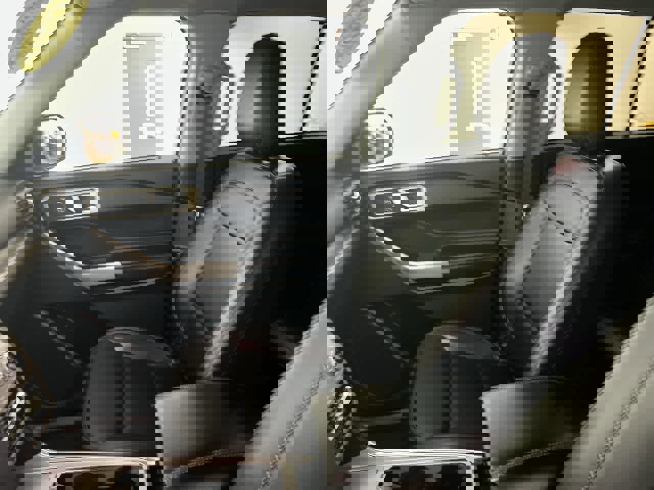 Used 2023 Ford Explorer XLT w/ Equipment Group 202A image 26