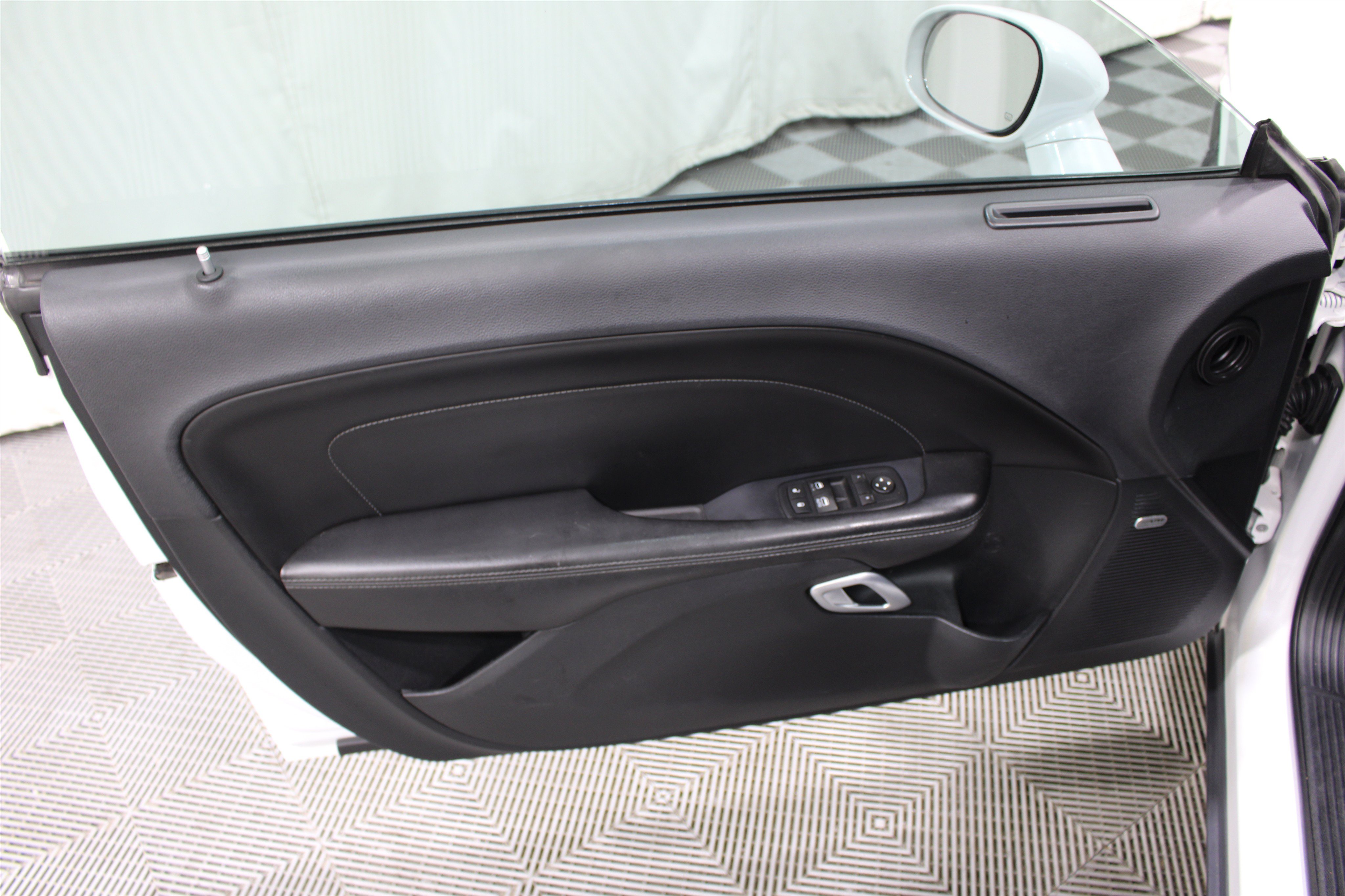 Used 2015 Dodge Challenger R/T Plus RWD image 6
