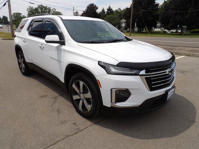Certified 2022 Chevrolet Traverse LT w/ LT Premium Package FWD image 7