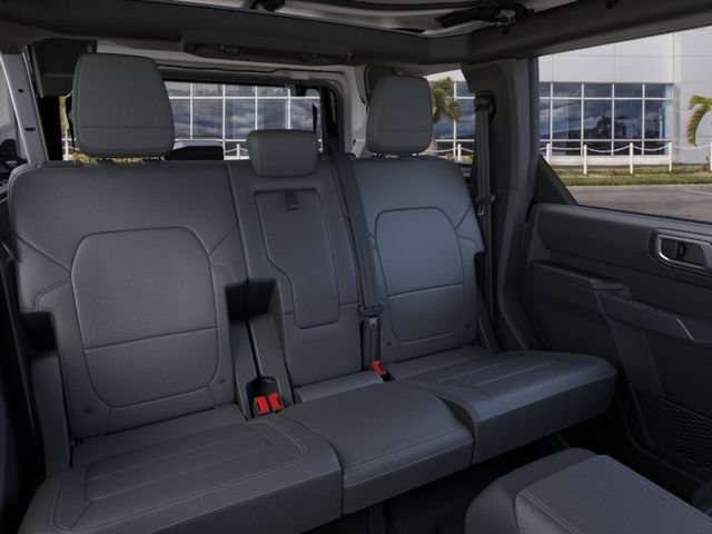 New 2026 Ford Bronco Badlands w/ Sasquatch Package AWD/4WD image 32