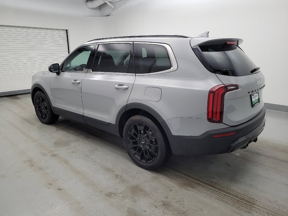 Used 2022 Kia Telluride EX w/ EX Premium Package AWD/4WD image 3
