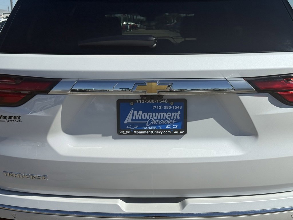 Used 2023 Chevrolet Traverse High Country w/ LPO, Floor Liner Package image 13