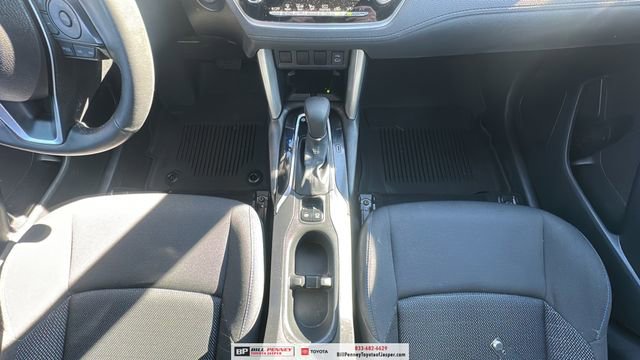 Used 2024 Toyota Corolla Cross SE image 9