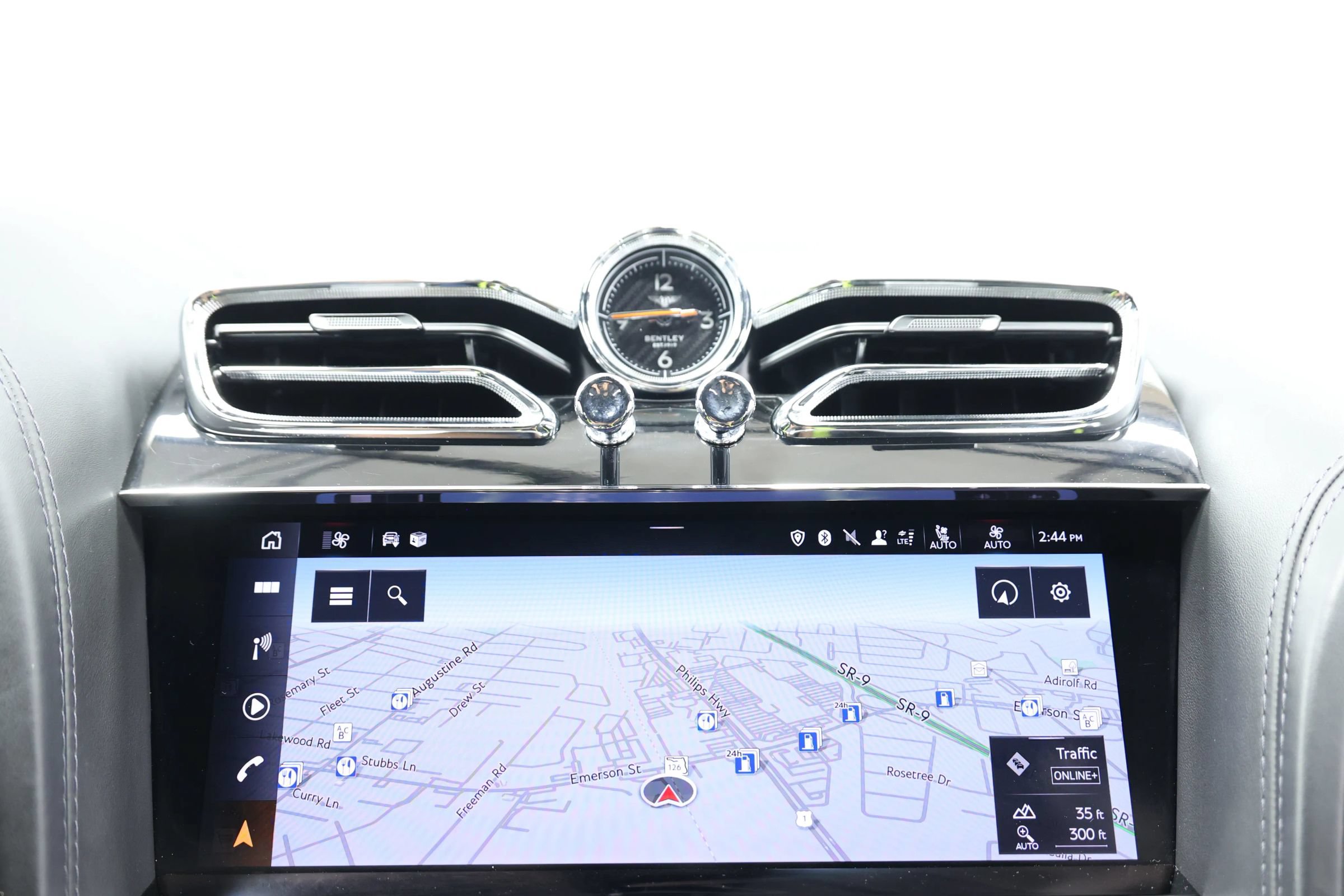 Used 2023 Bentley Bentayga AWD/4WD image 41