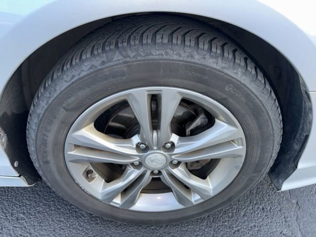 Used 2018 Hyundai Sonata Limited w/ Cargo Package image 30