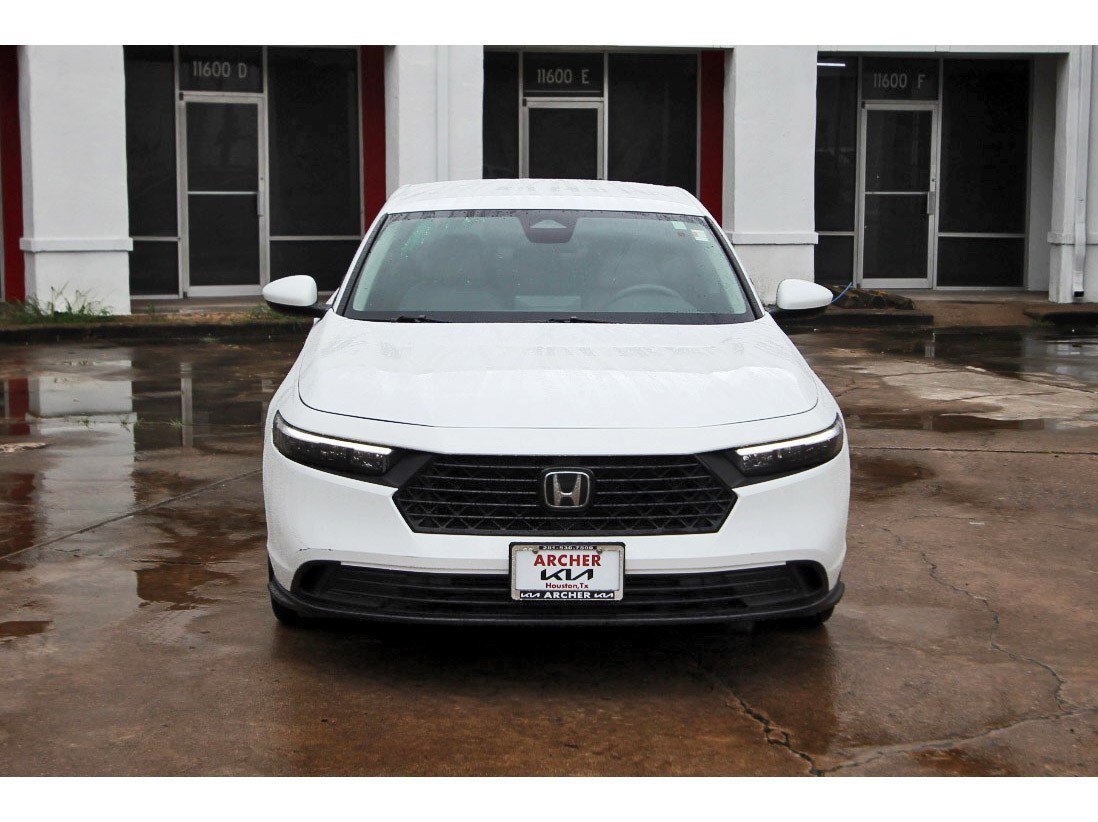 Used 2024 Honda Accord LX video 2