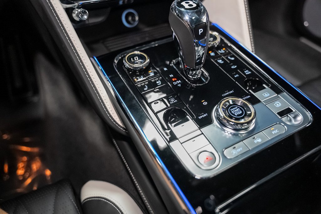 Used 2023 Bentley Flying Spur W12 image 53