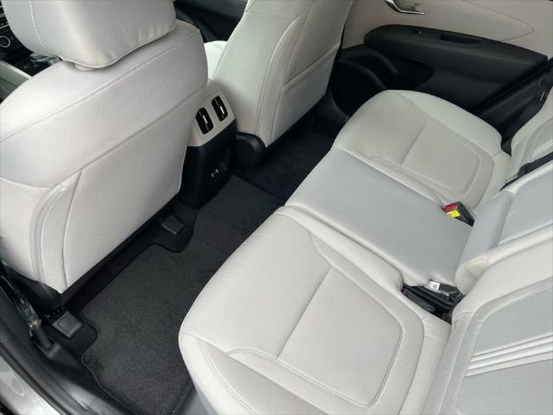New 2026 Hyundai Tucson SEL image 16