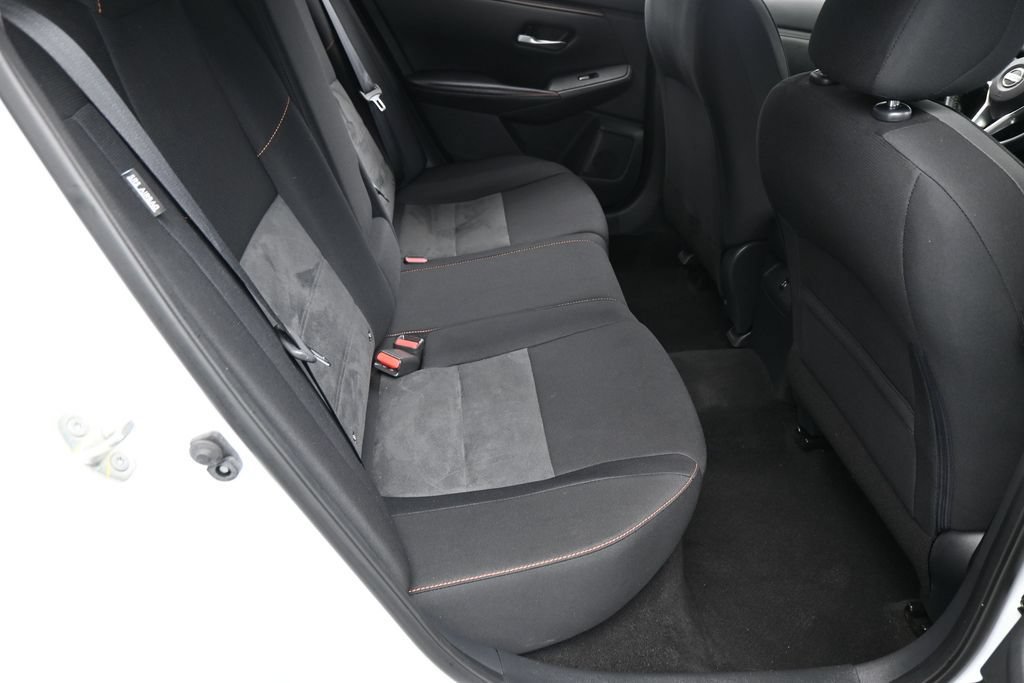 Used 2021 Nissan Sentra SR FWD image 34