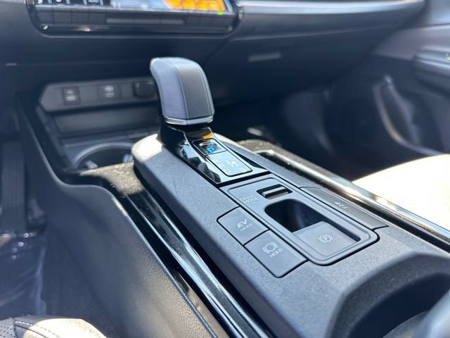 Used 2024 Toyota Prius XLE FWD image 37
