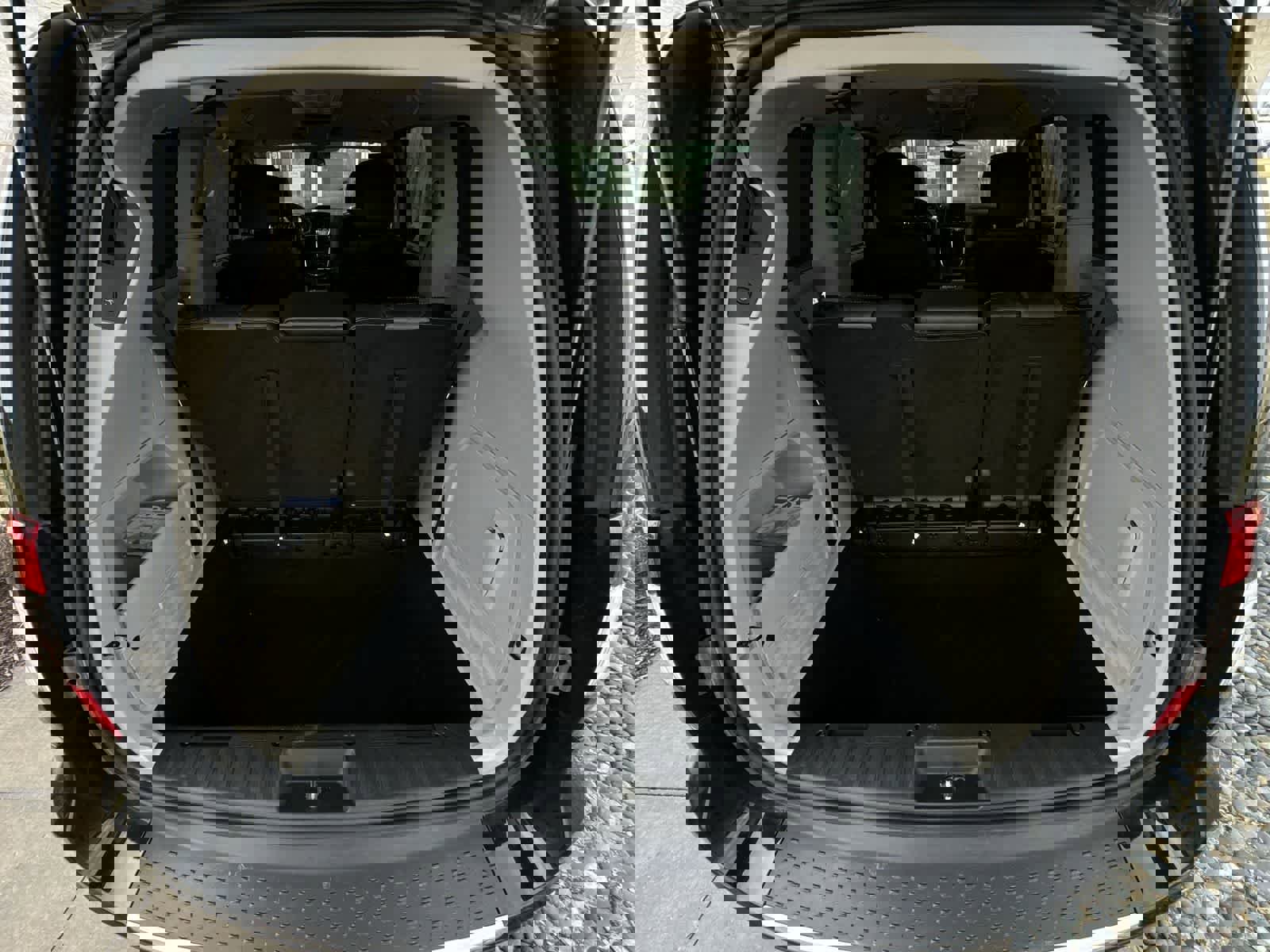 Used 2014 Chrysler Town & Country Touring image 31