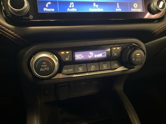 Used 2024 Nissan Versa SR image 37