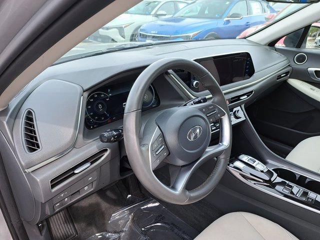 Used 2023 Hyundai Sonata SEL w/ Convenience Package FWD image 8