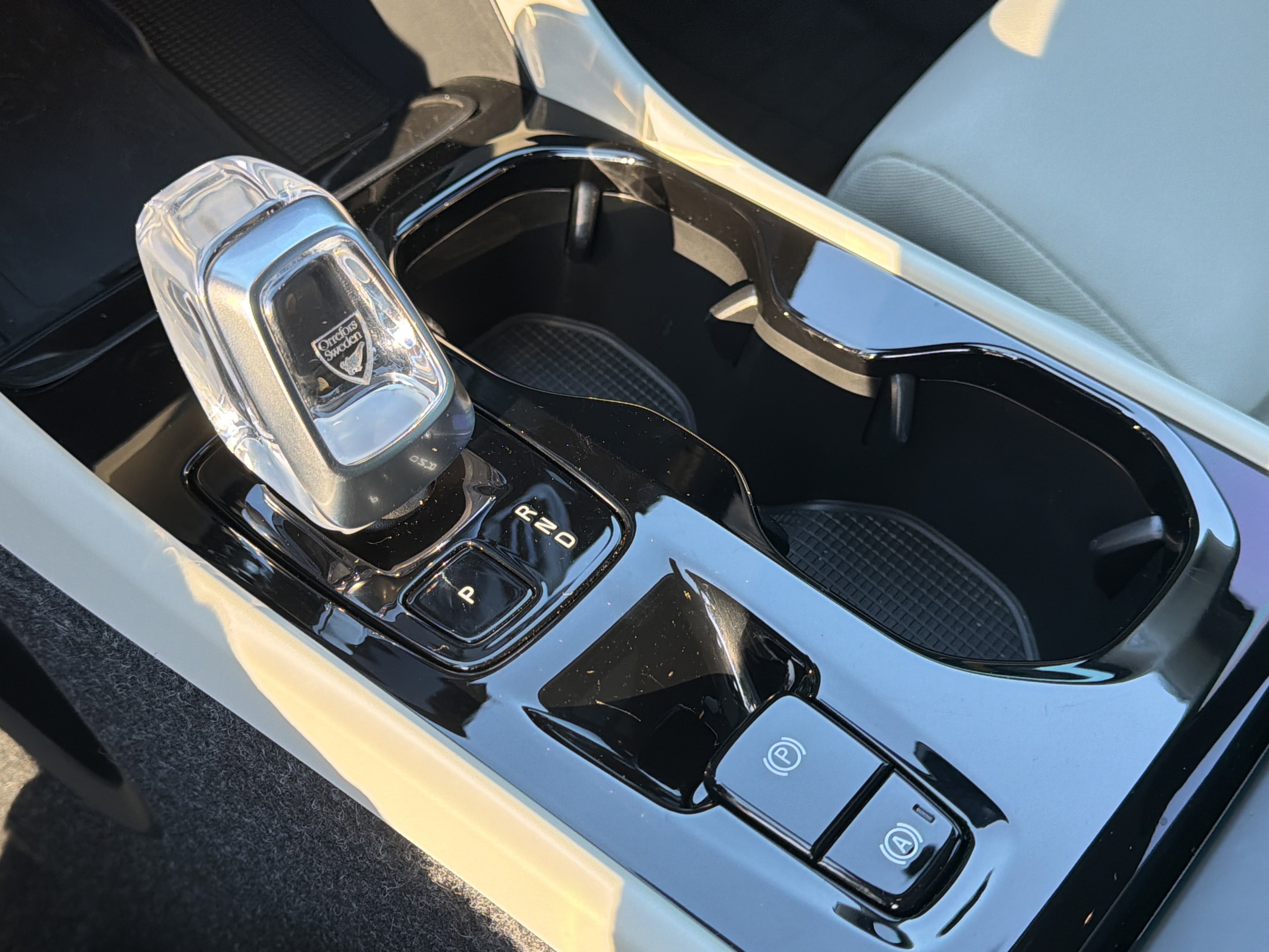 Used 2026 Volvo XC40 B5 Ultra w/ Protection Package Premier image 48