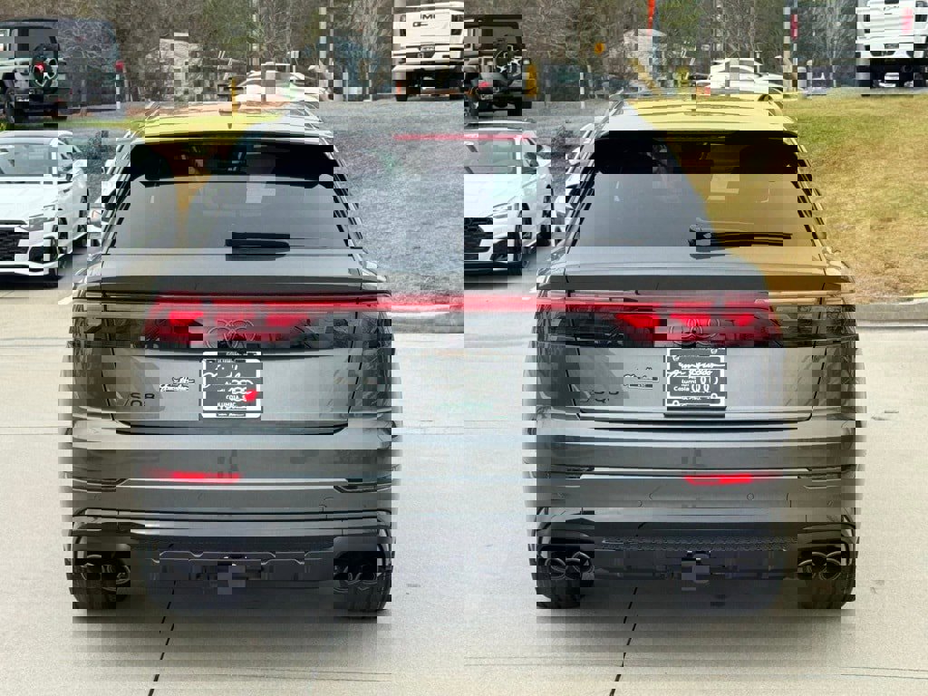 New 2026 Audi SQ8 Prestige image 12