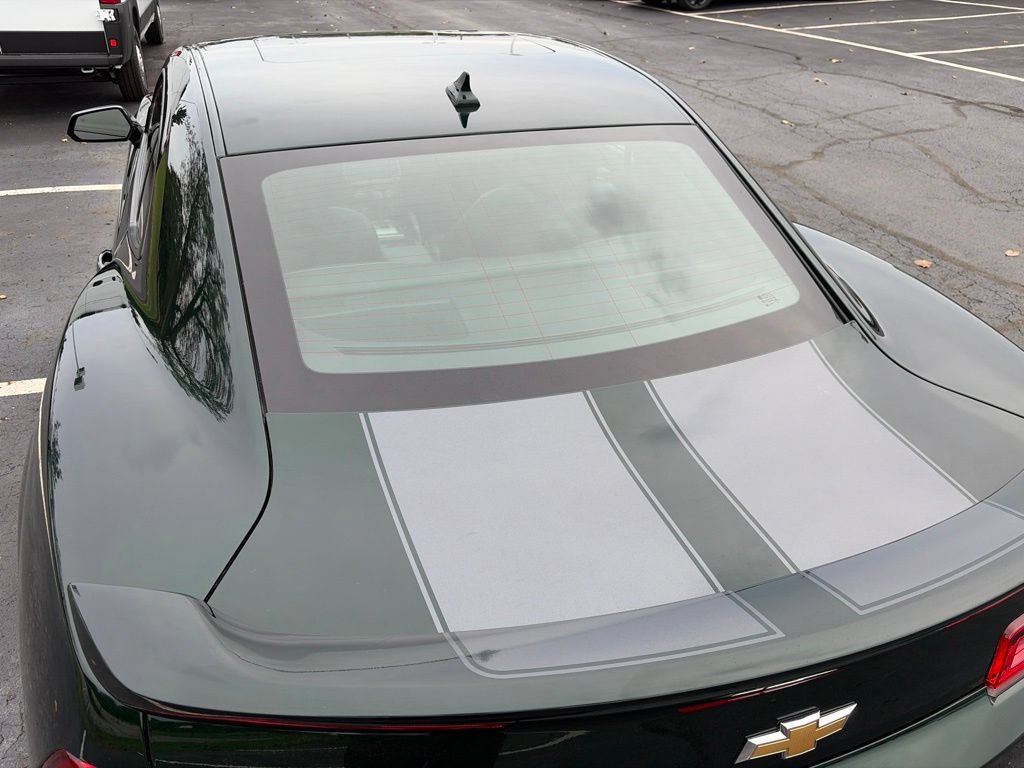 Used 2015 Chevrolet Camaro SS w/ Green Flash Special Edition RWD image 12