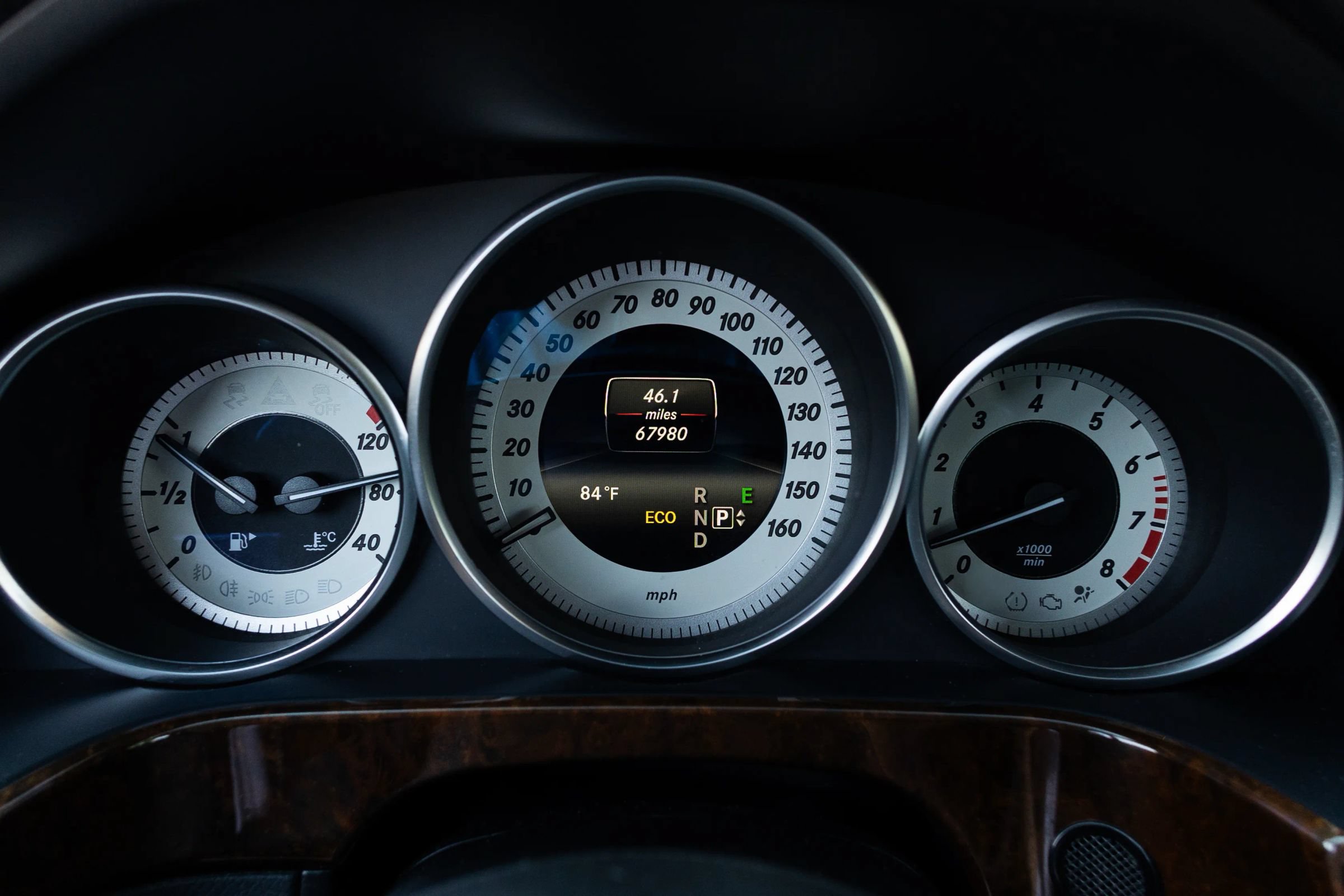 Used 2014 Mercedes-Benz E 350 4MATIC Sedan image 18