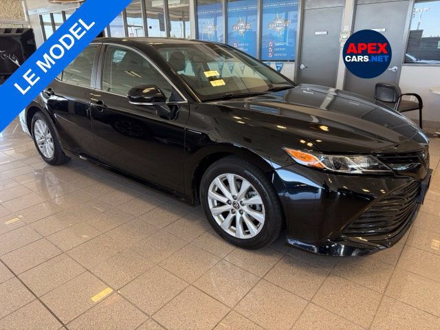 Used 2020 Toyota Camry LE w/ Convenience Package FWD image 1
