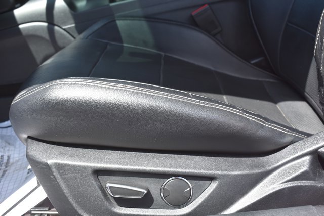 Used 2016 Ford Mustang Premium RWD image 12