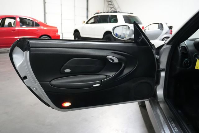 Used 2004 Porsche 911 Carrera RWD image 29
