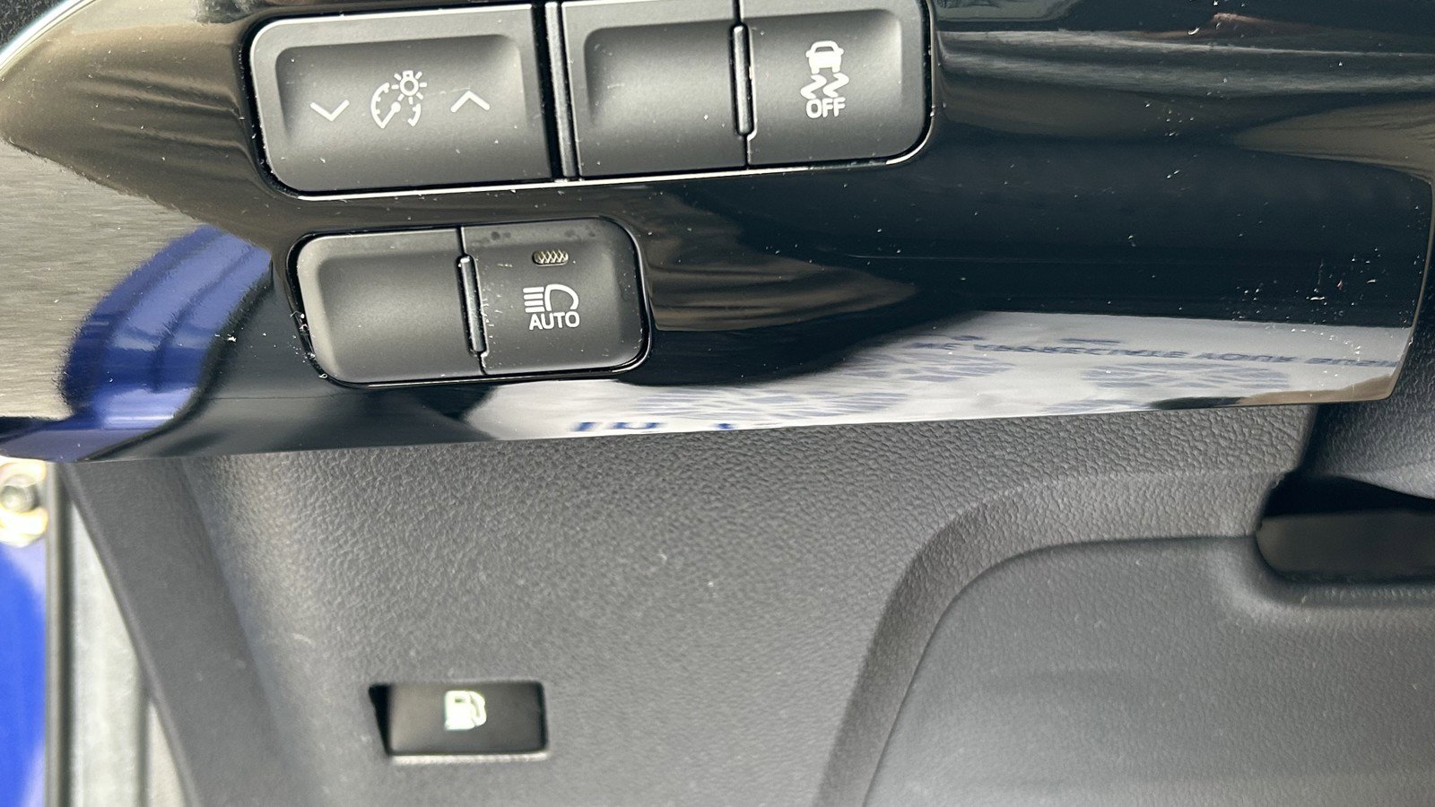 Used 2017 Toyota Prius Four image 20
