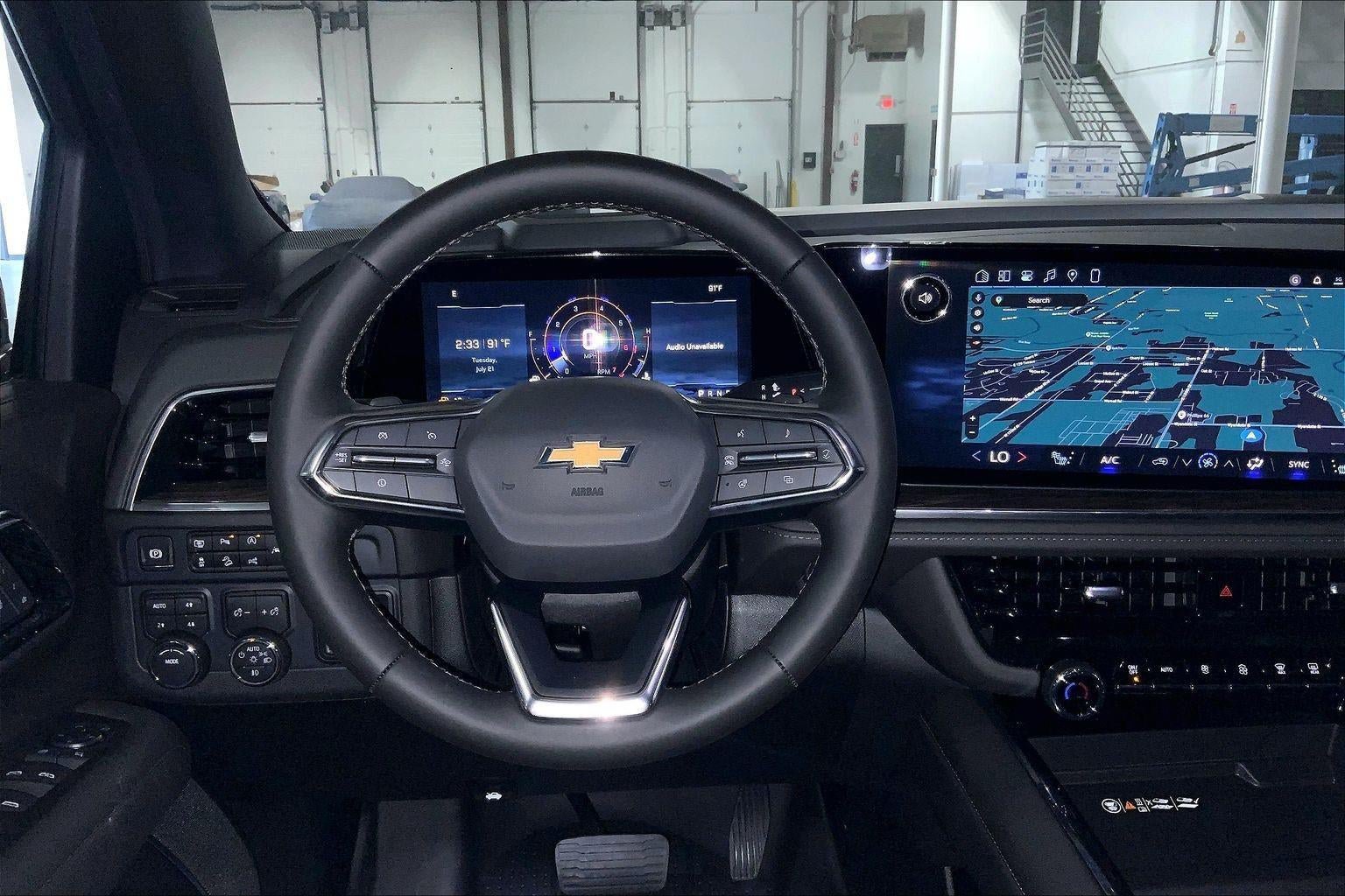 New 2026 Chevrolet Suburban LT AWD/4WD image 13