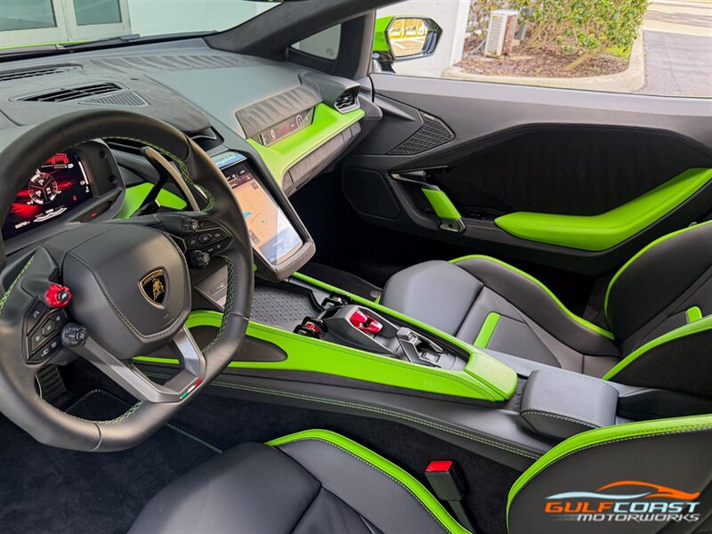 Used 2026 Lamborghini Temerario AWD/4WD image 13