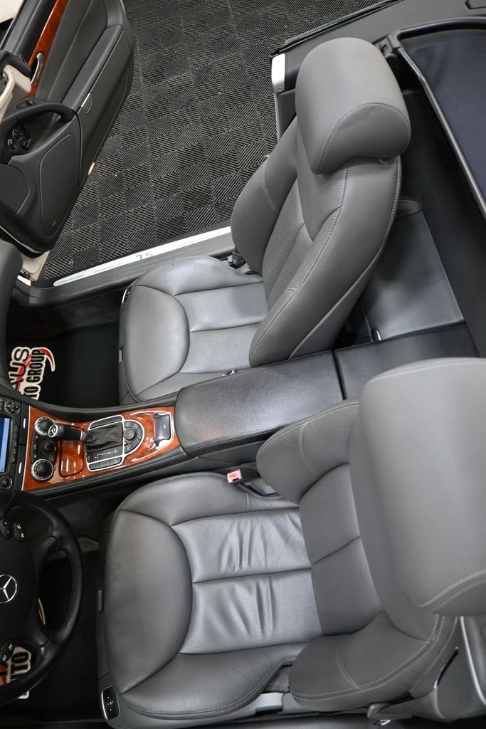 Used 2005 Mercedes-Benz SL 500 image 16