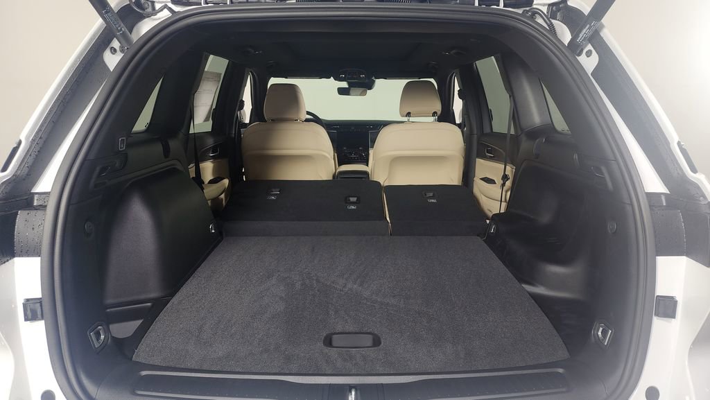 New 2025 Jeep Grand Cherokee Limited image 11