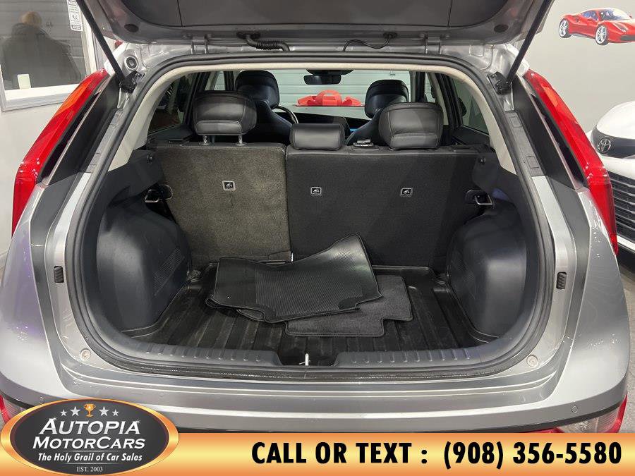 Used 2023 Kia Niro EX Touring FWD image 17