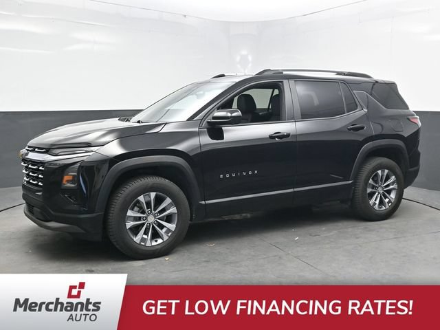 Used 2025 Chevrolet Equinox LT w/ Convenience Package II AWD/4WD image 3