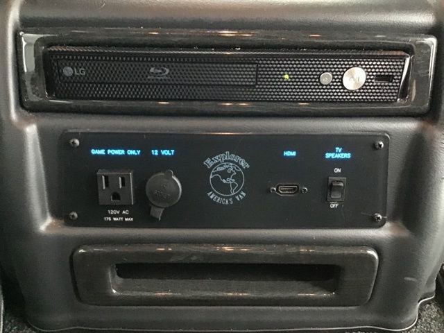 Used 2023 GMC Savana 2500 image 47