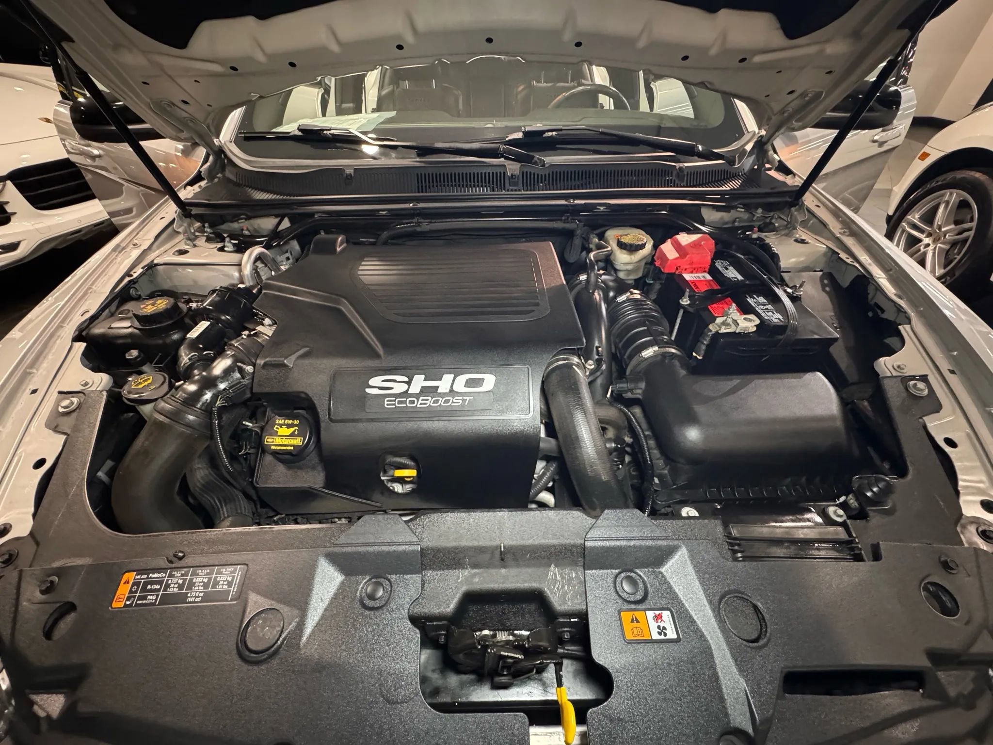 Used 2013 Ford Taurus SHO image 42