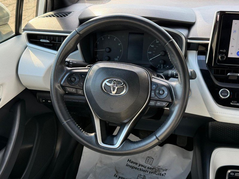 Used 2023 Toyota Corolla SE w/ SE Premium Package FWD image 13