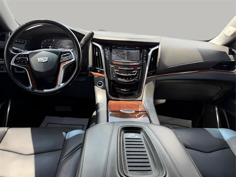 Used 2019 Cadillac Escalade ESV Luxury RWD image 31