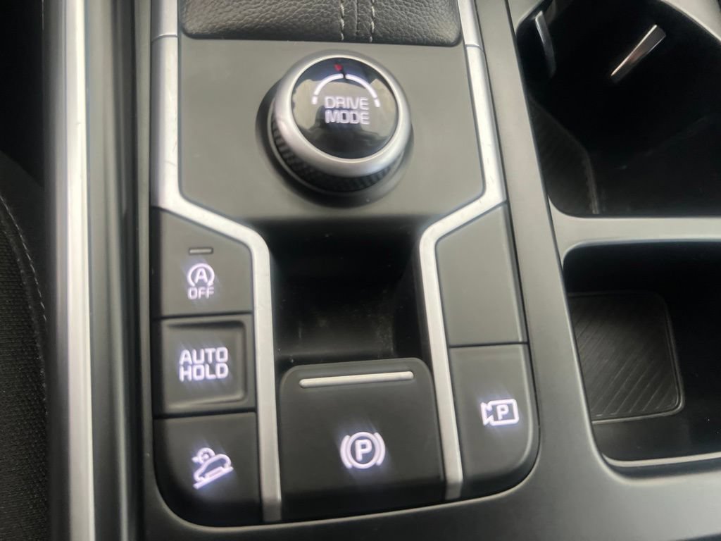 Certified 2024 Kia Sorento LX FWD image 50