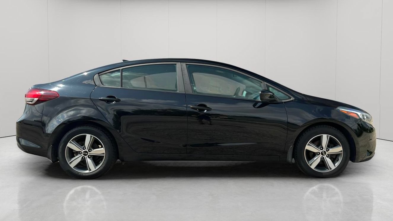 Used 2018 Kia Forte S FWD image 3