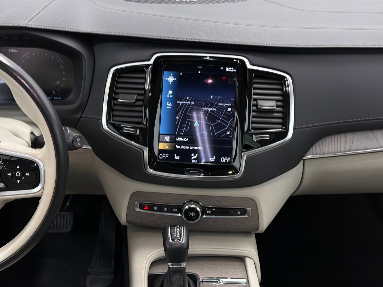 Used 2021 Volvo XC90 T6 Inscription w/ Protection Package Premier image 21