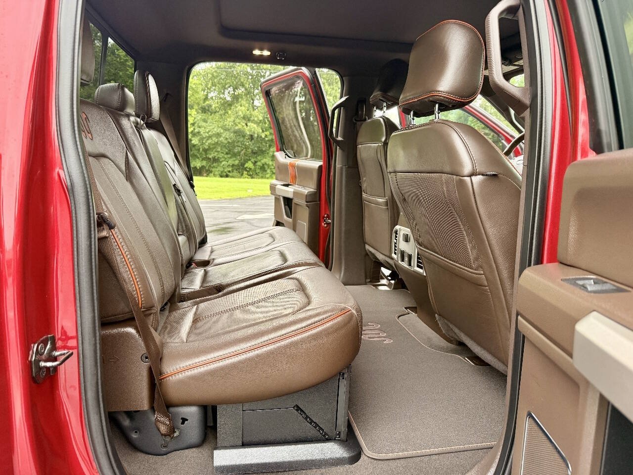 Used 2017 Ford F250 King Ranch w/ King Ranch Ultimate Package AWD/4WD image 18