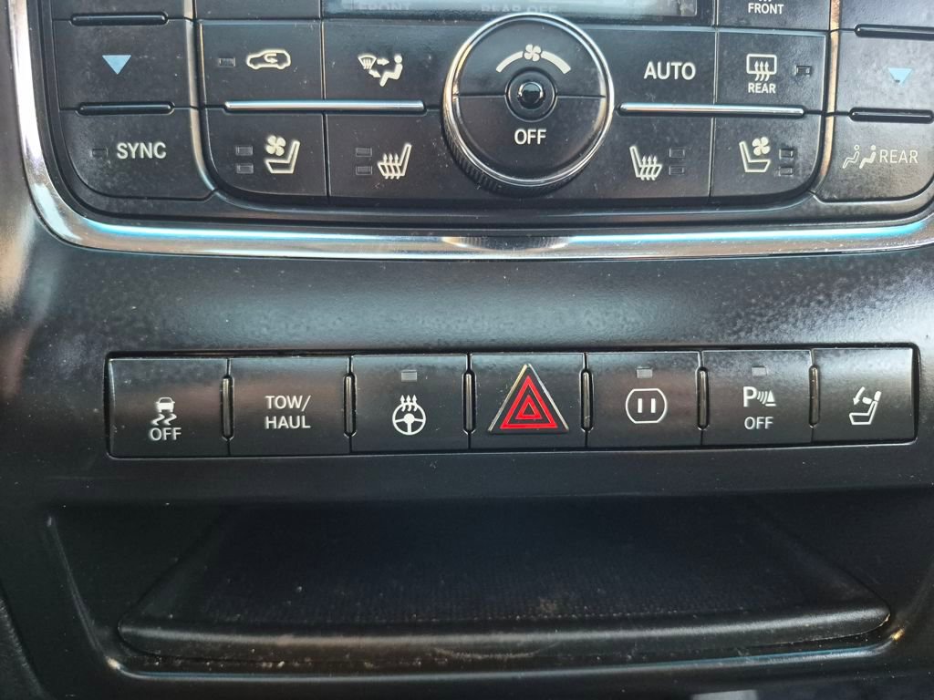 Used 2011 Dodge Durango Citadel w/ Trailer Tow Group IV image 16