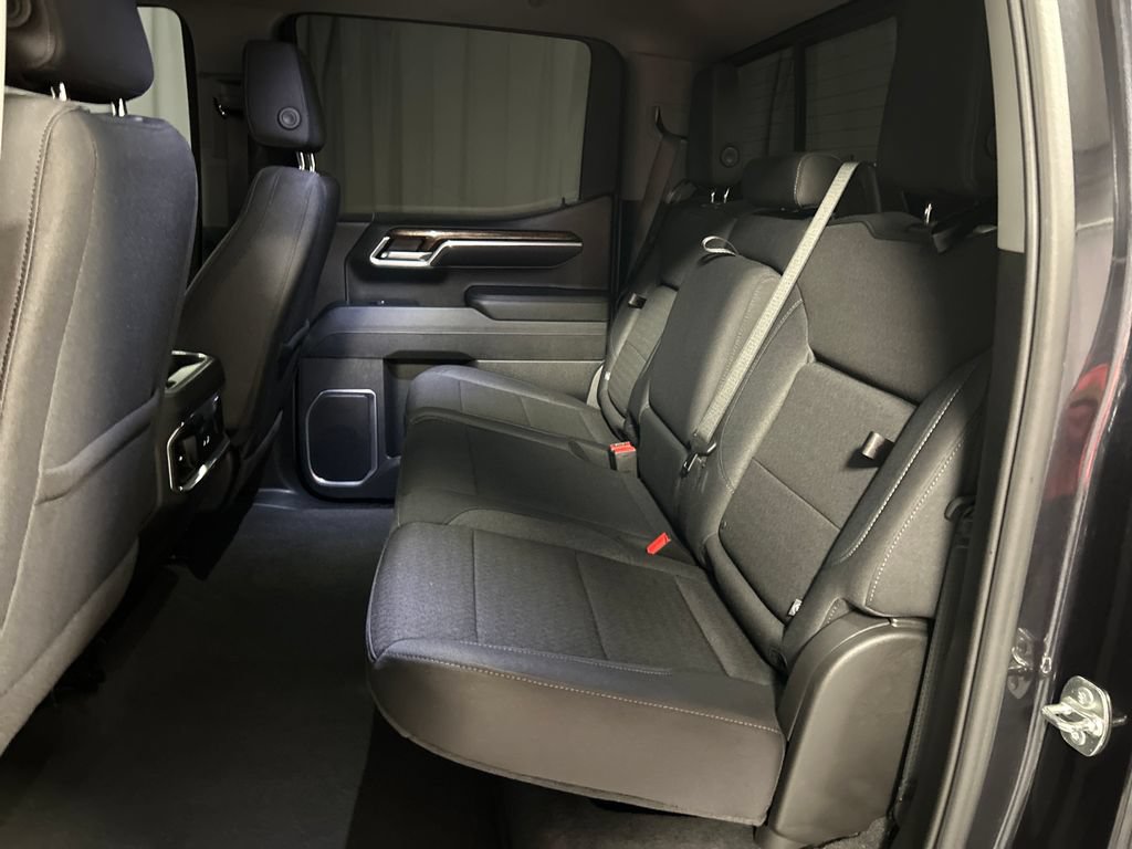 Used 2025 GMC Sierra 1500 Elevation w/ Preferred Package AWD/4WD image 23