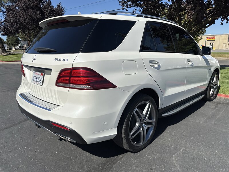 Used 2018 Mercedes-Benz GLE 43 AMG 4MATIC image 13
