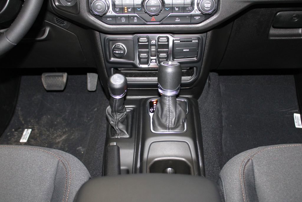 New 2026 Jeep Gladiator Sport image 21