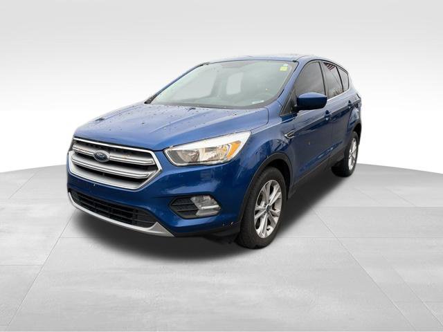 Used 2017 Ford Escape SE FWD image 3