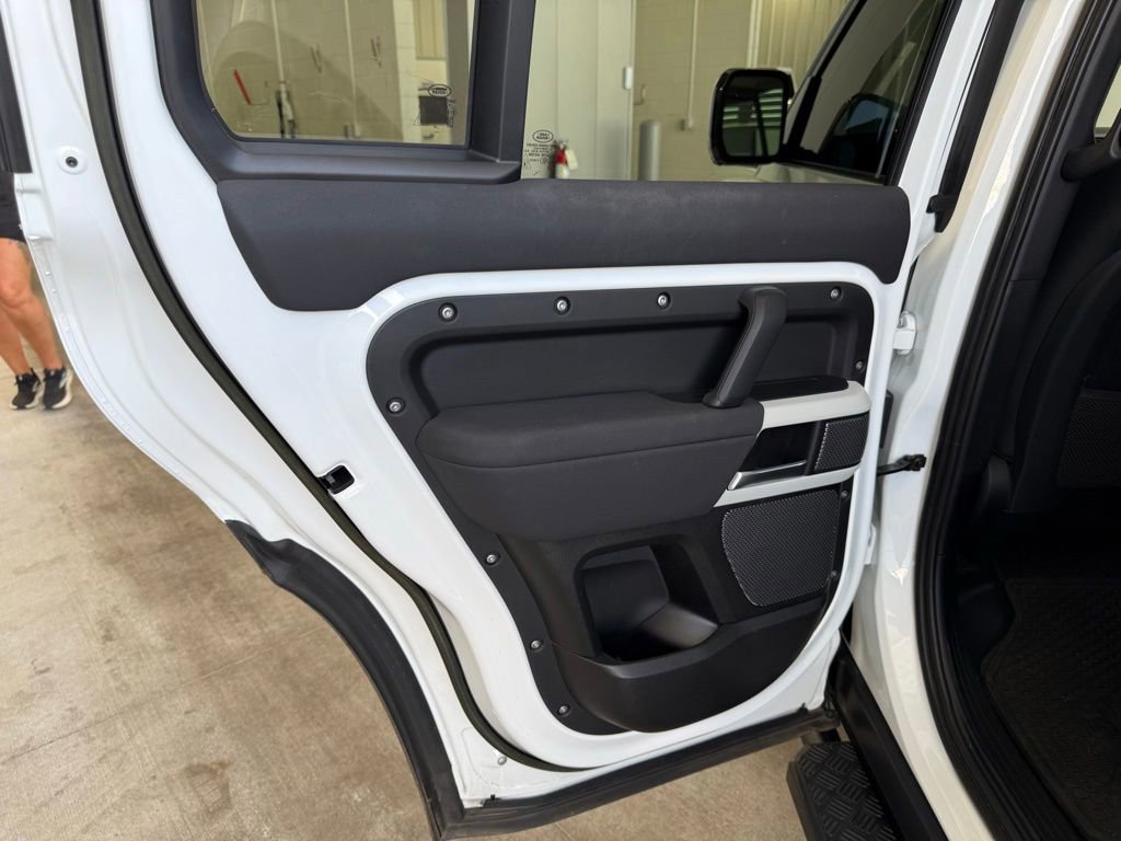Certified 2023 Land Rover Defender 110 S AWD/4WD image 20